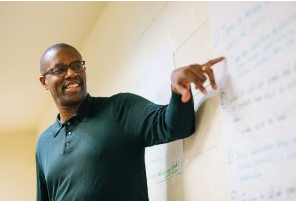 Harmonizing Amidst Hostility: Musician Peter Yarrow and Talented Experts Teach Conflict Transformation Processes